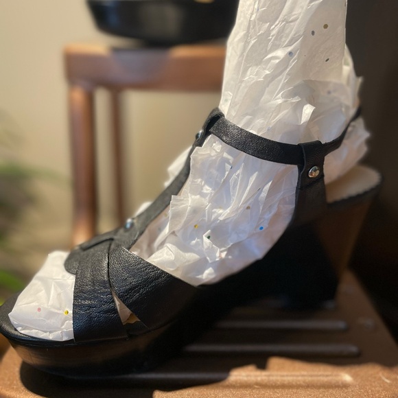 Franco Sarto SZ 7.5 Platform Sandal - Picture 7 of 8